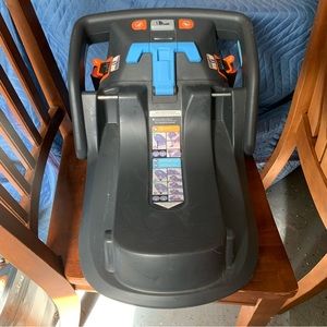 Uppababy Mesa Car seat Base